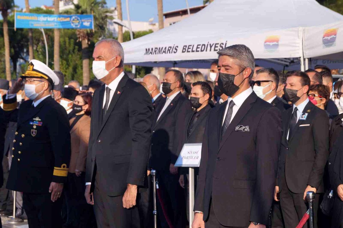 Atatürk, Marmaris\'te anıldı