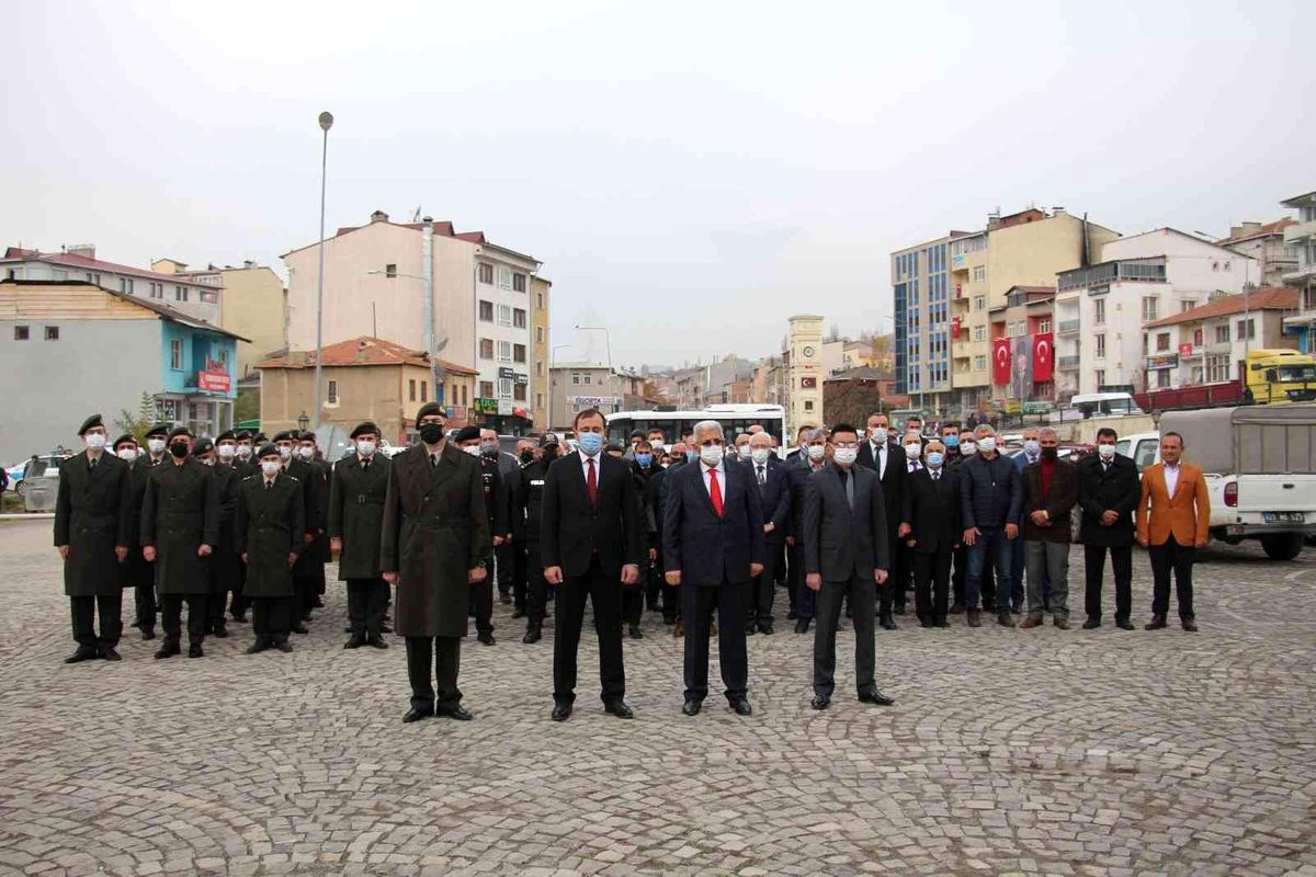 Atatürk Oltu\'da etkinliklerle anıldı