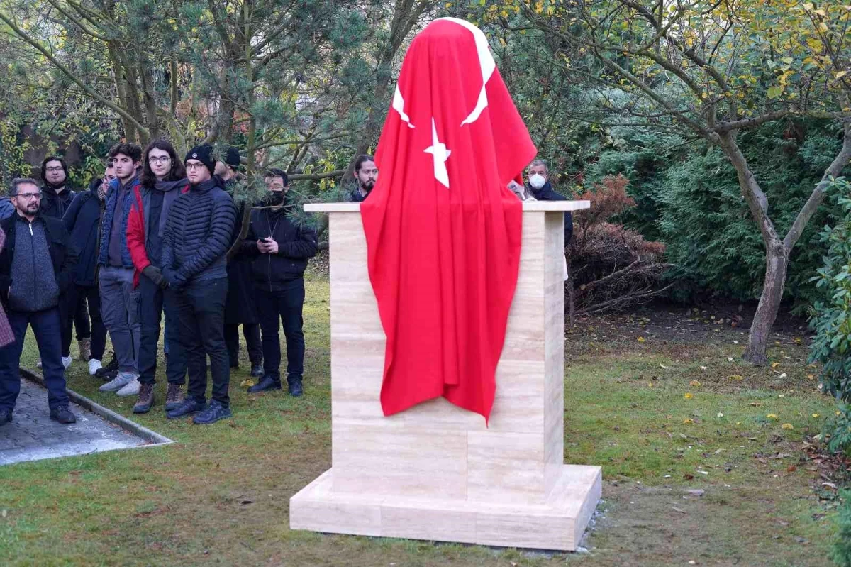 Son dakika haber | Atatürk ölümünün 83. yılında Çekya\'da anıldı