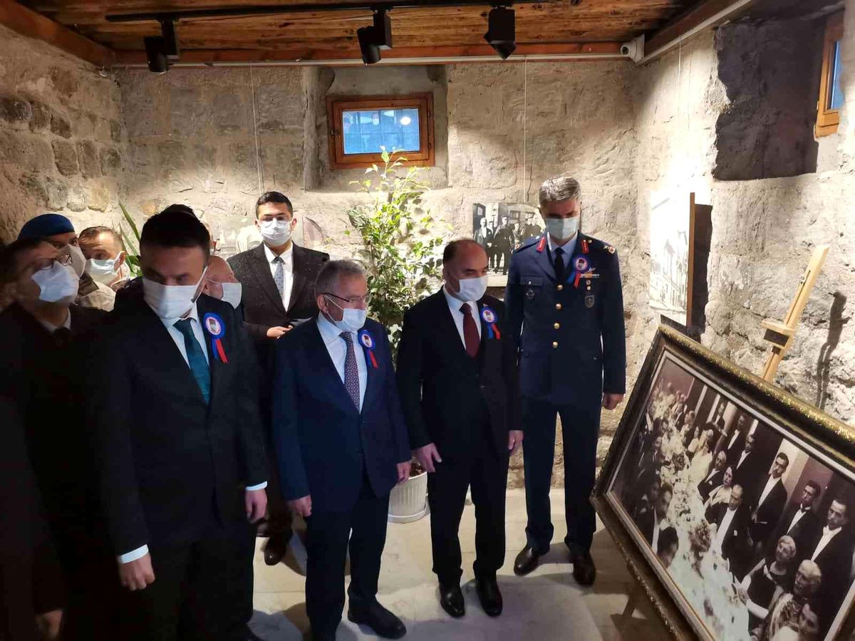 Atatürk Sergisi beğeni topladı