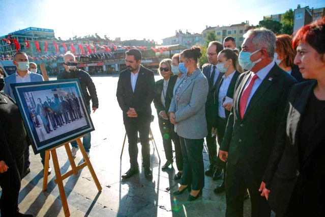 Başkan Çerçioğlu, Atatürk Fotoğrafları Sergisi'ni gezdi