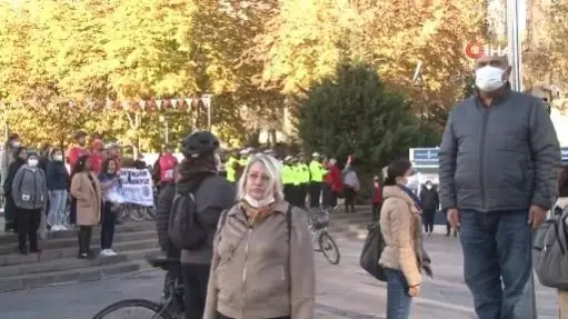 Çan'da 09.05'te hayat durdu