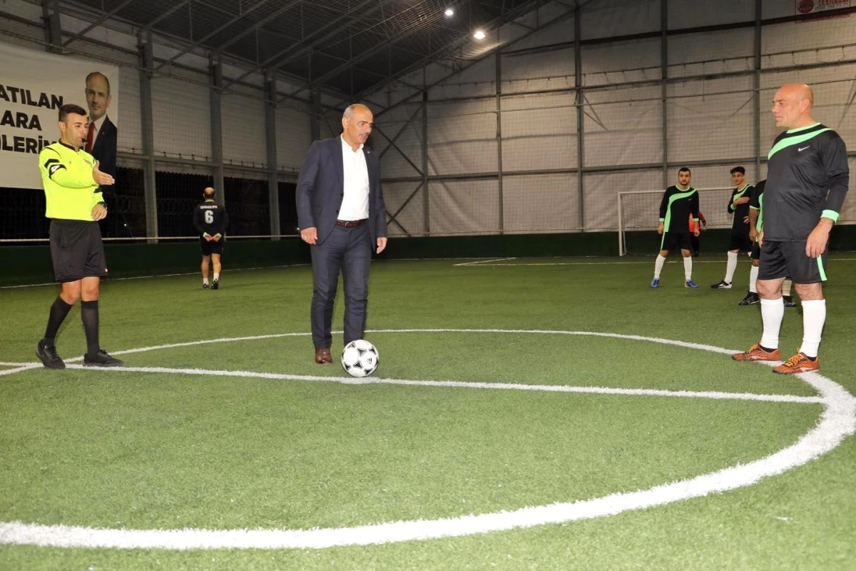 Belediye personellerinin futbol turnuvası başladı