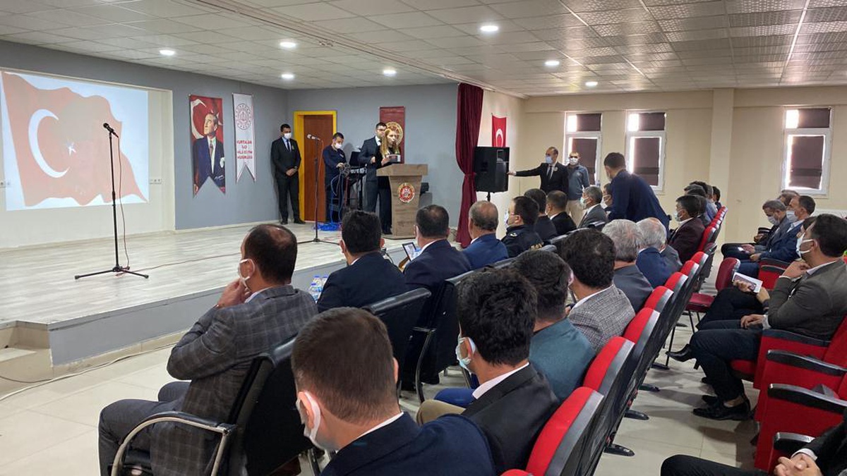 Büyük Önder Atatürk\'ü anıyoruz