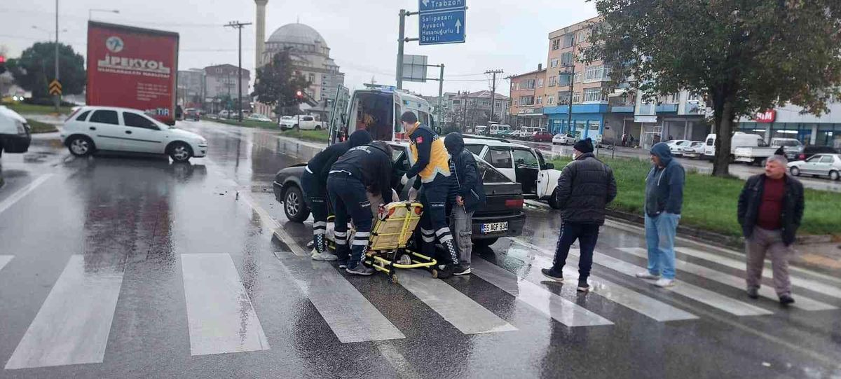 Çarşamba\'da Kaza: 1 yaralı