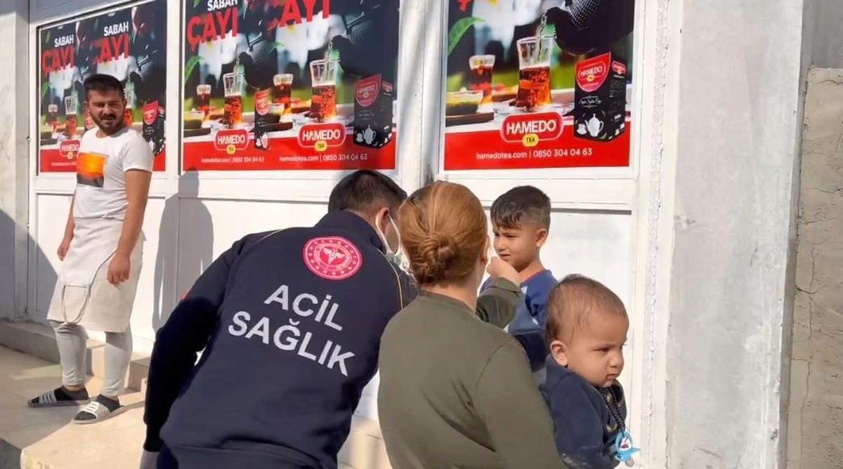 Çocuğun burnuna kaçan kumanda düğmesini sağlık ekipleri çıkarttı