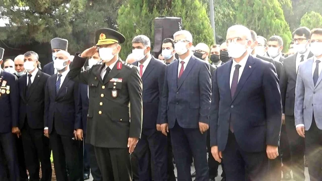 Diyarbakır'da 10 Kasım Atatürk'ü anma töreni
