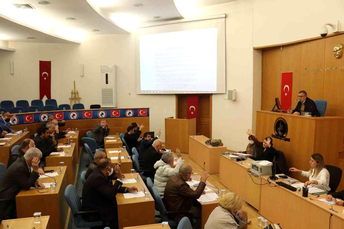 Düzce Belediyesi\'nin bütçesi 450 milyon lira