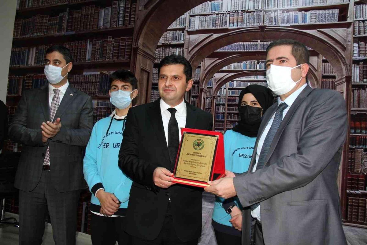 Erzurum\'da kütüphanesiz okul kalmayacak