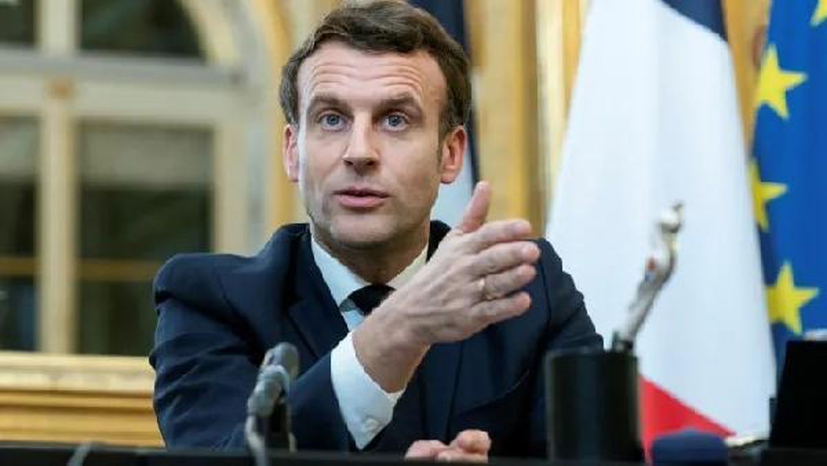 Son dakika haberleri! Fransa Cumhurbaşkanı Macron\'dan Covid-19 konusunda \'65 yaş üstü\' kararı