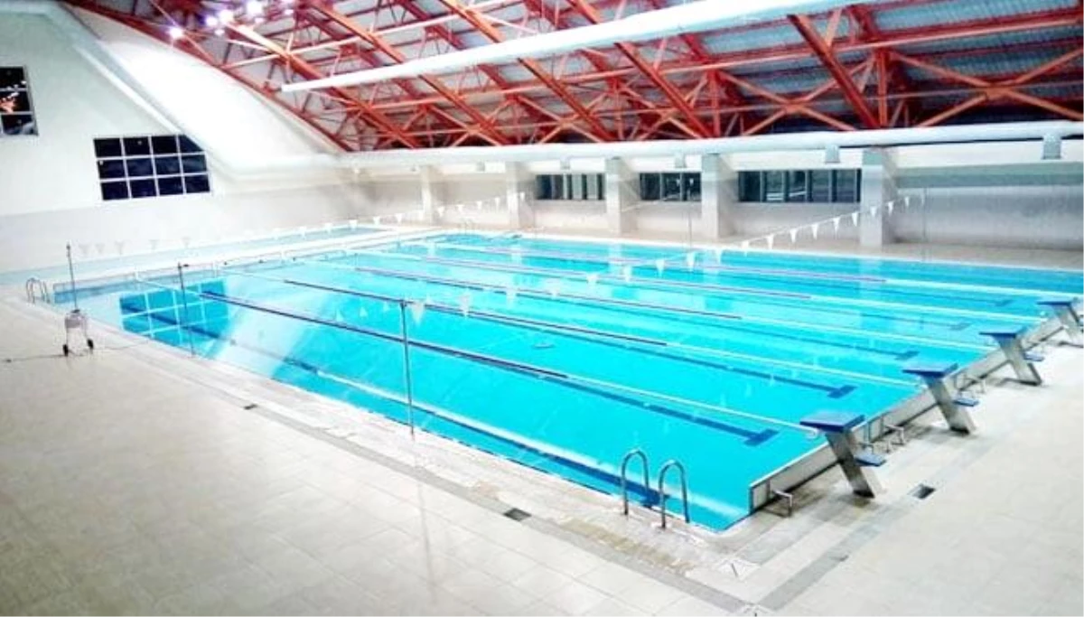 Gediz\'de yarı olimpik yüzme havuzu yapım işine ait sözleşme imzalandı