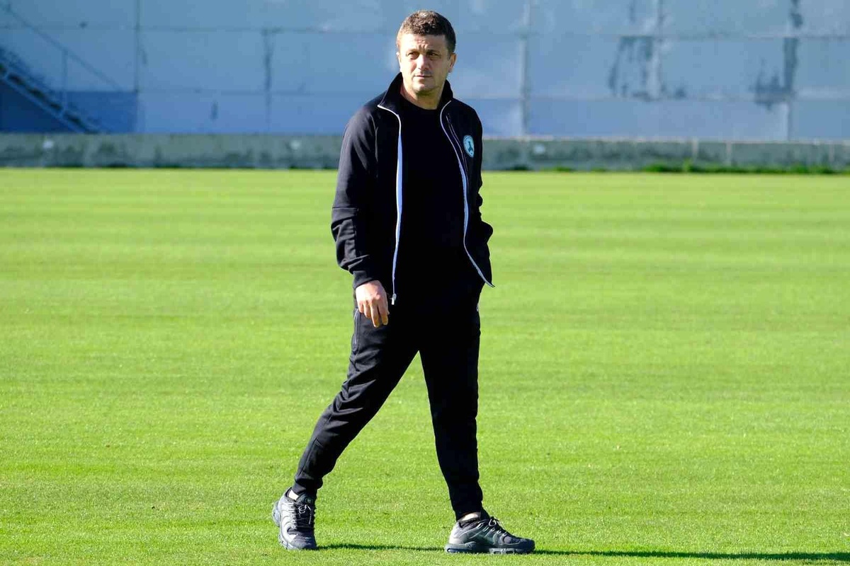 Giresunspor Teknik Direktörü Hakan Keleş, ligde kalacaklarına inanıyor Açıklaması
