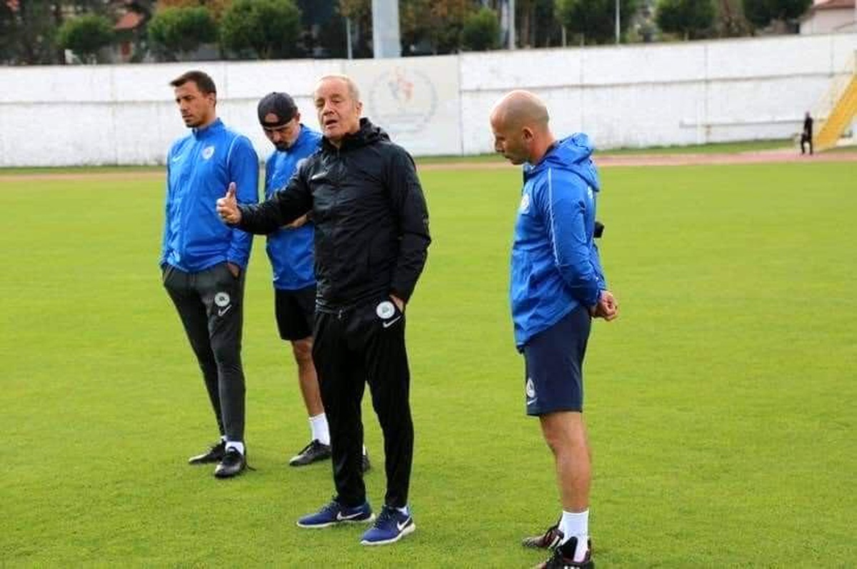Isparta 32 Spor\'da Tarık Söyleyici yollar ayrıldı