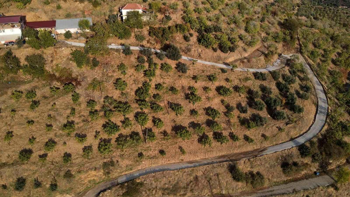 Kahvederesi\'nin yol sorunu çözülüyor