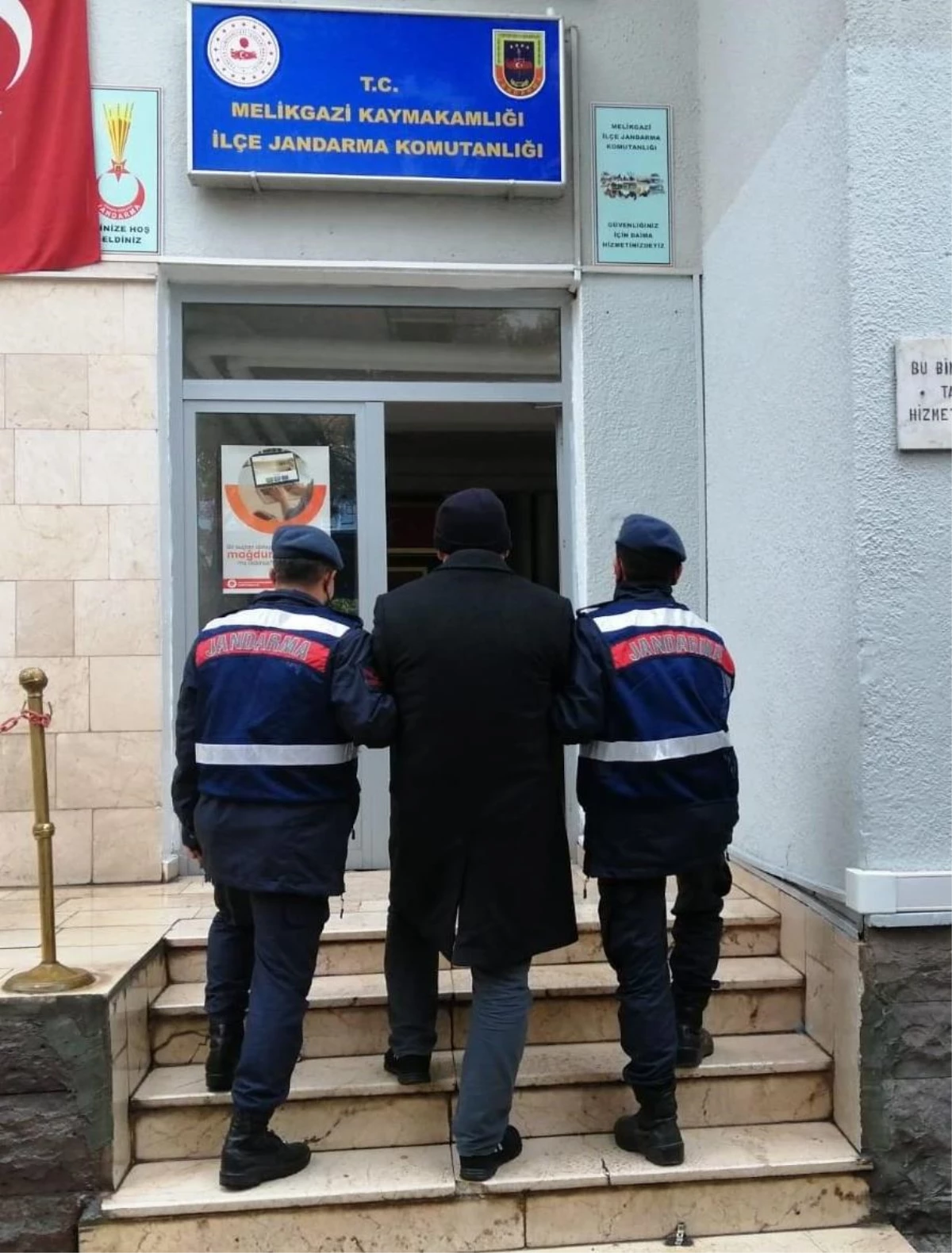 Kayseri\'de firari FETÖ hükümlüsü eski polis yakalandı