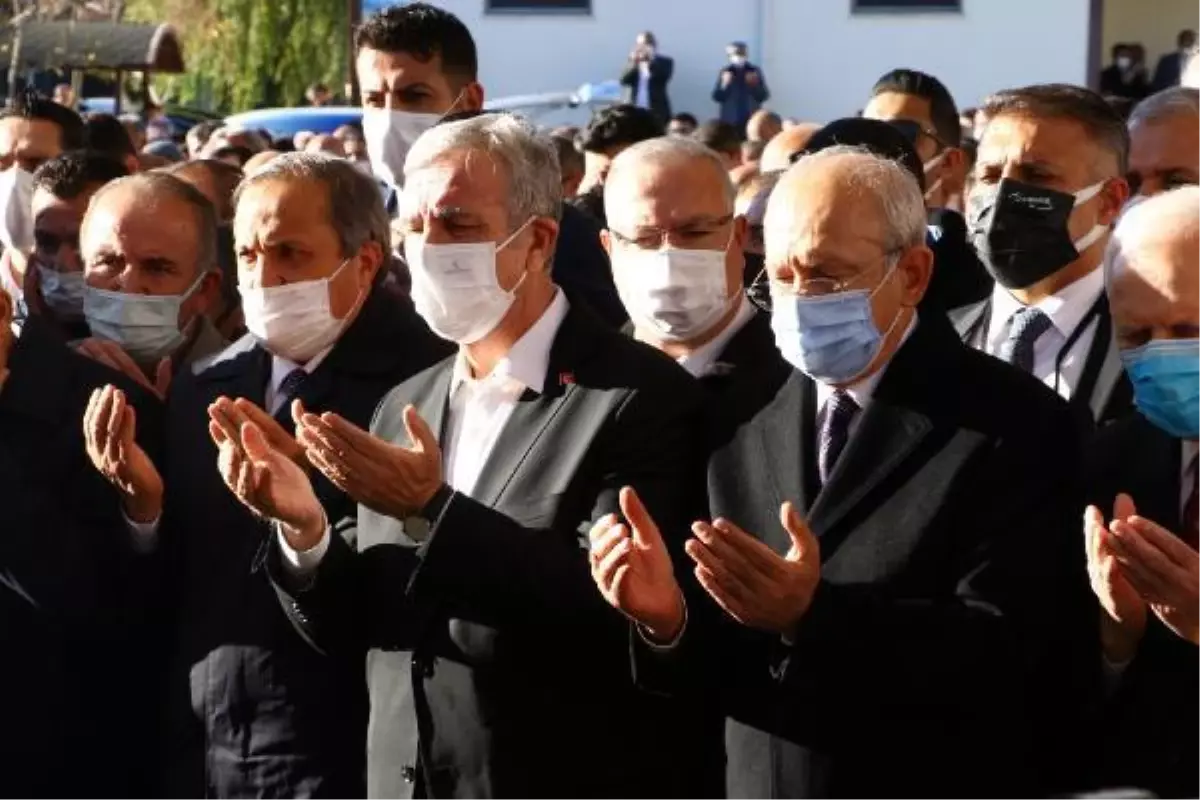 Mansur Yavaş\'ın kardeşi Sabri Yavaş toprağa verildi