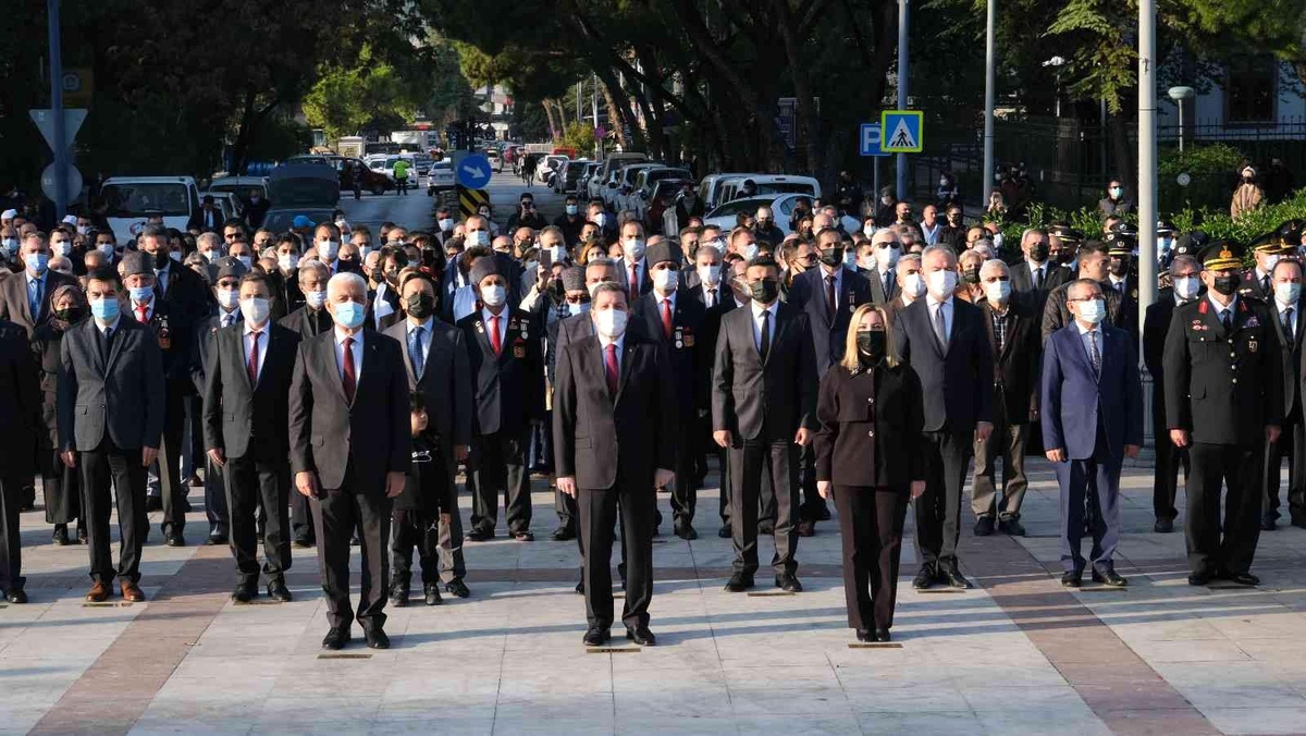 Muğla\'da 10 Kasım Atatürk\'ü anma töreni gerçekleştirildi