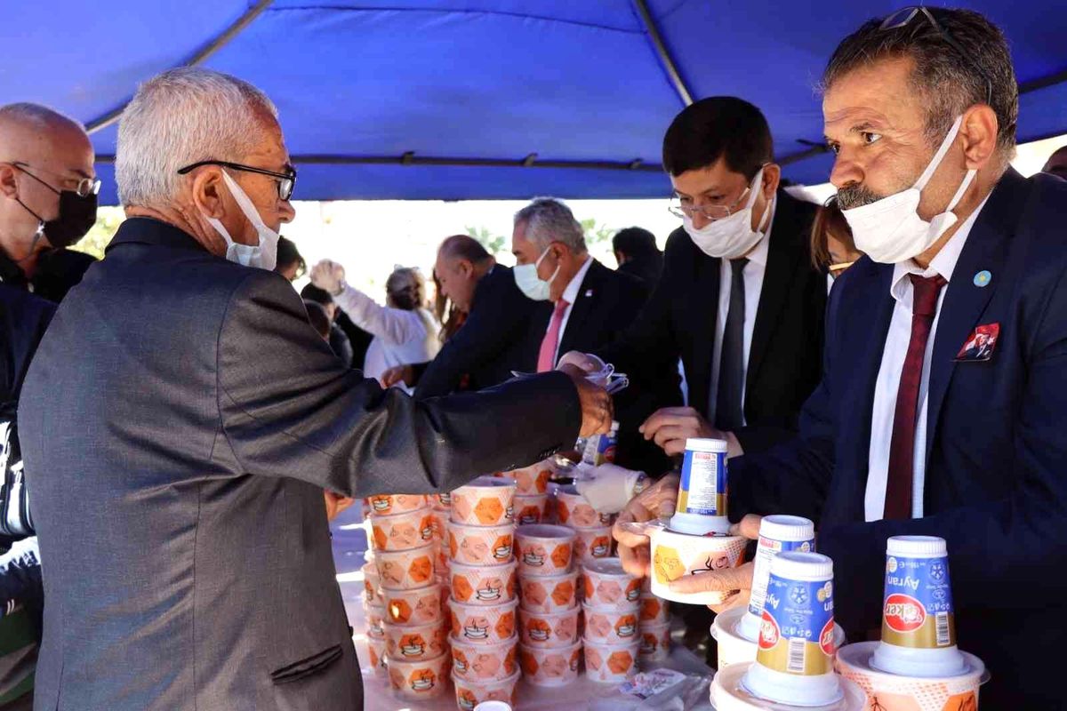Nazilli\'de Atatürk için 5 bin kişilik pilav hayrı yapıldı