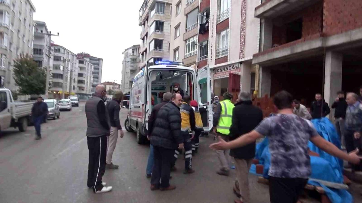 Son dakika haberleri | Oğlunun gözleri önünde inşaattan düşen işçi hayatını kaybetti