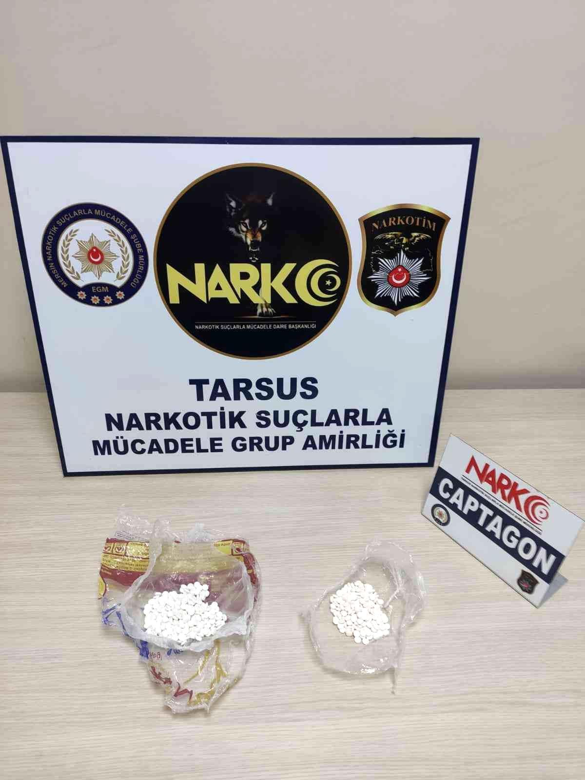 Tarsus\'ta 474 uyuşturucu hap ele geçirildi