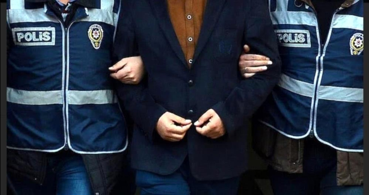 25 yıl hapis cezası ile aranan dolandırıcı, Nazilli\'de yakalandı