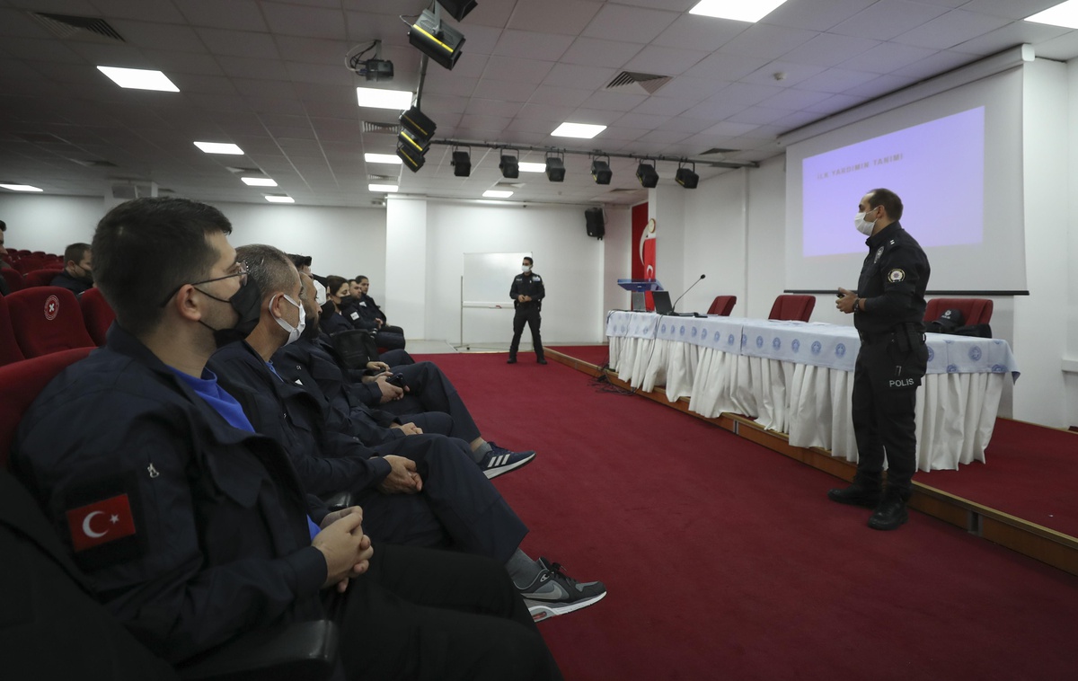 Son dakika haberi! AA\'nın savaş muhabirliği kursiyerleri uygulamalı eğitimlerle güçleniyor