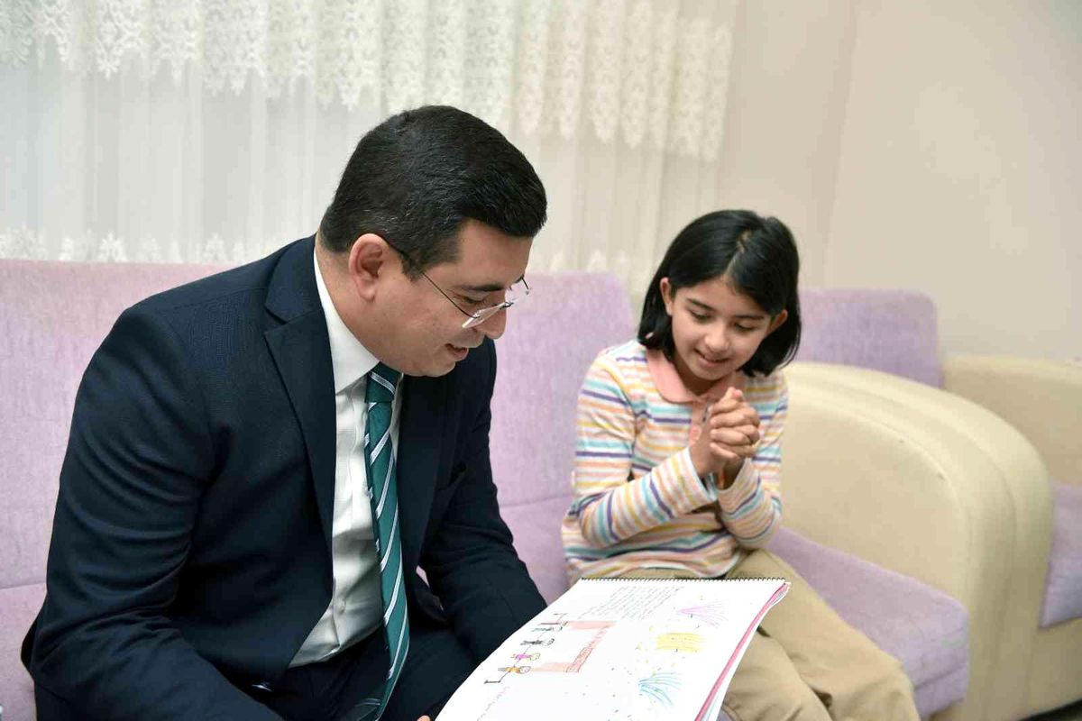 Başkan Tütüncü normalleşme süreciyle birlikte ev ziyaretlerine yeniden başladı