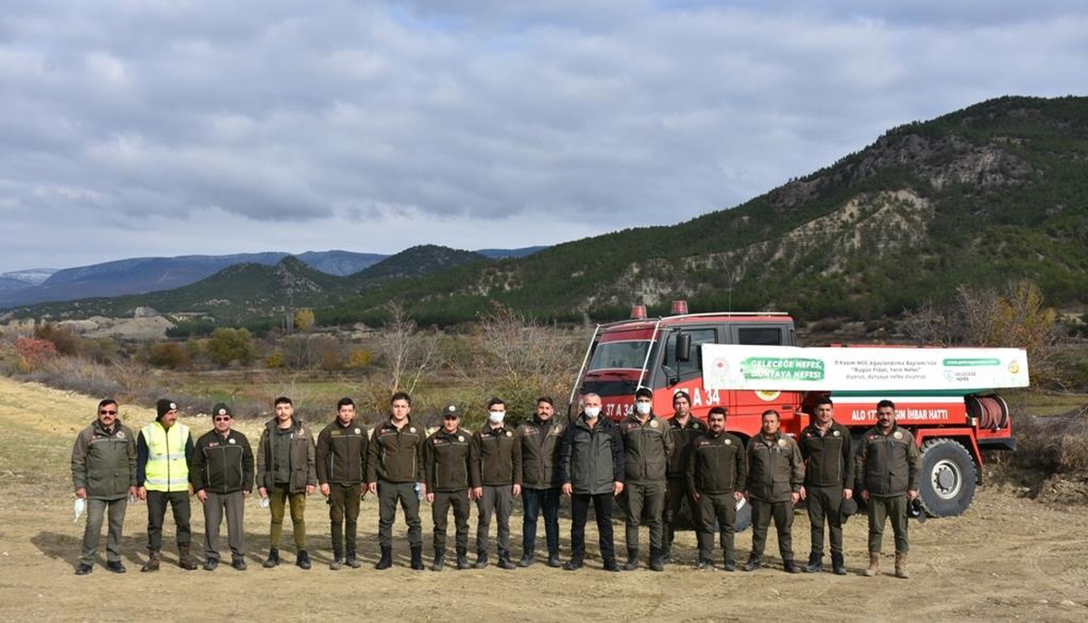 Boyabat\'ta 11 Kasım Milli Ağaçlandırma Günü etkinliği