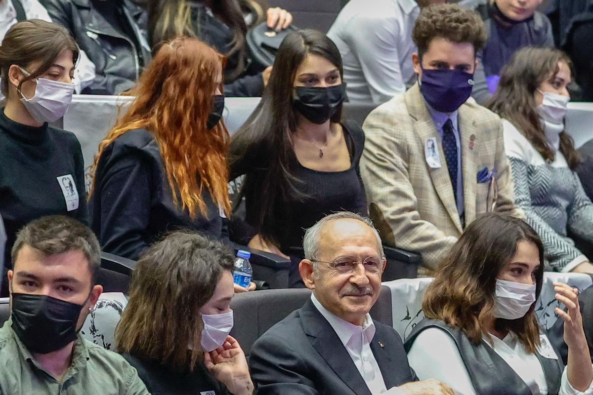 CHP Genel Başkanı Kemal Kılıçdaroğlu, Antalya\'da gençlerin sorularını yanıtladı Açıklaması