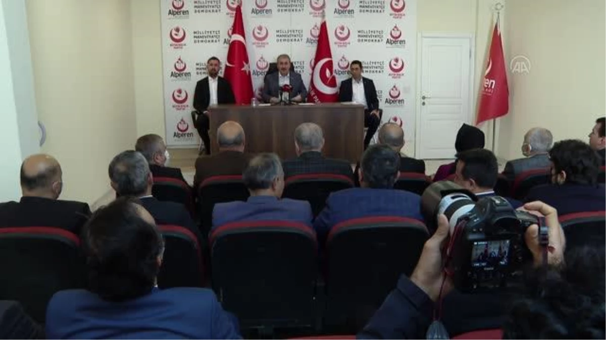 Destici: "(İYİ Partili Türkkan) Milletvekilliğinden de istifa ettirilmesi gerekir"