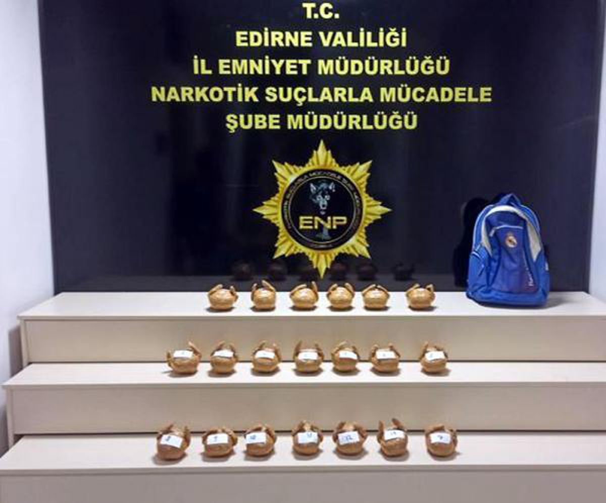 Edirne\'de 18 kilo eroin ele geçirildi; 2 gözaltı