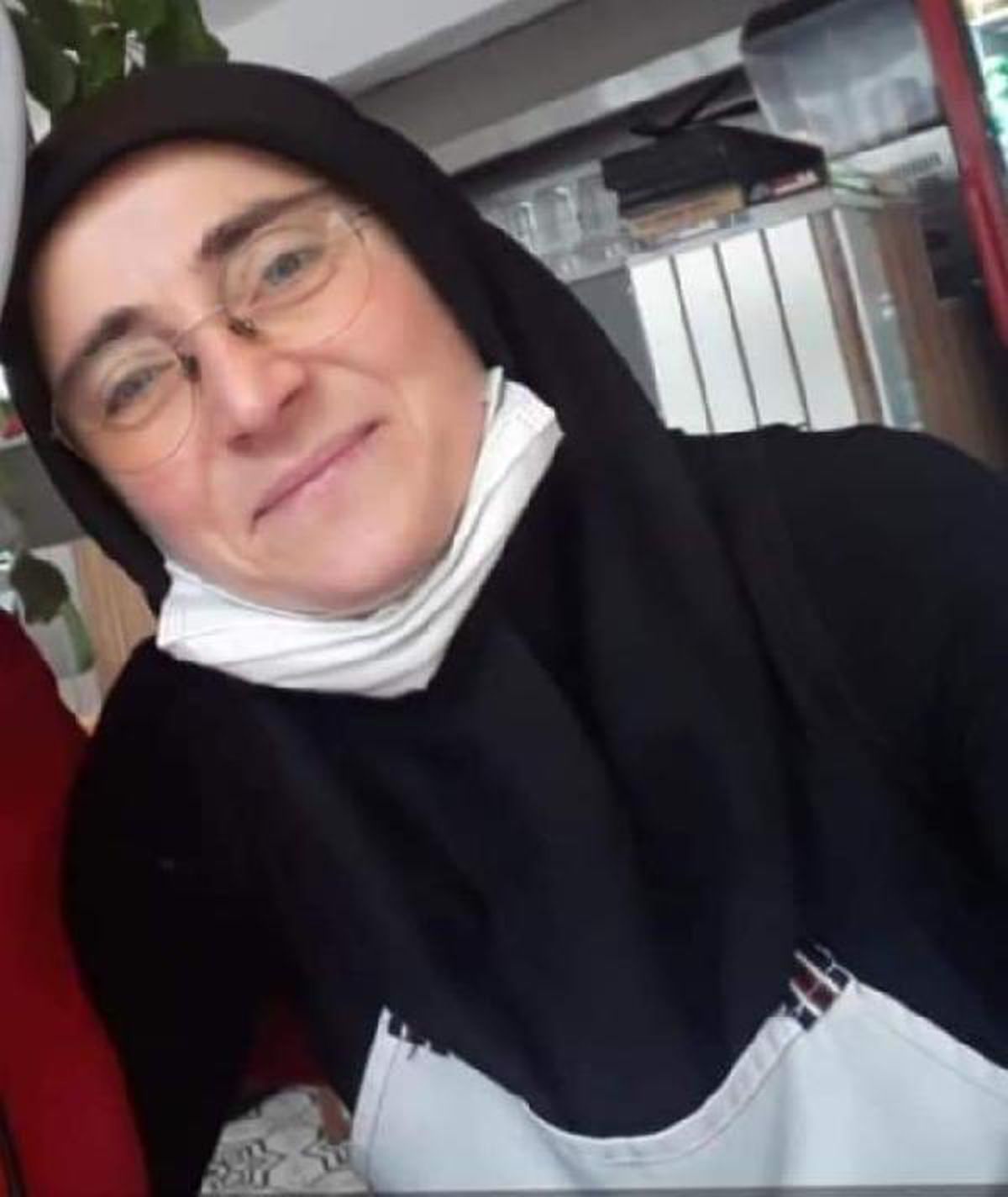 / FOTOĞRAF DÜZELTME/ Çocuklarının gözü önünde taksiyle ezip, ardından tekmelediği eşi ambulansta öldü