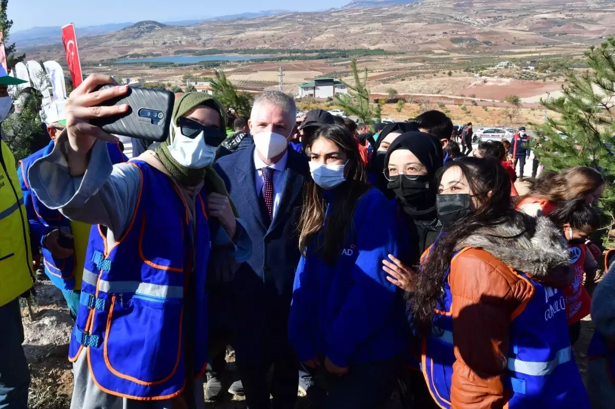 Gaziantep\'te "Geleceğe Nefes" için el ele