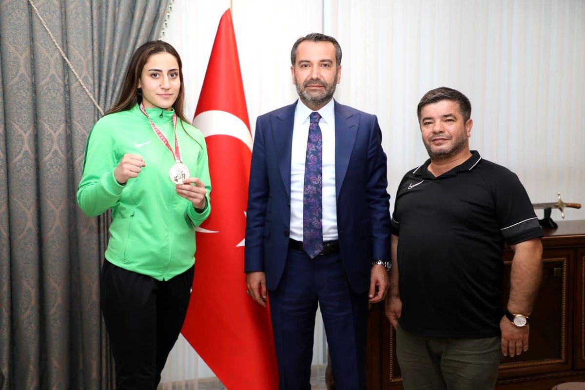 Gizem Özer\'e milli davet