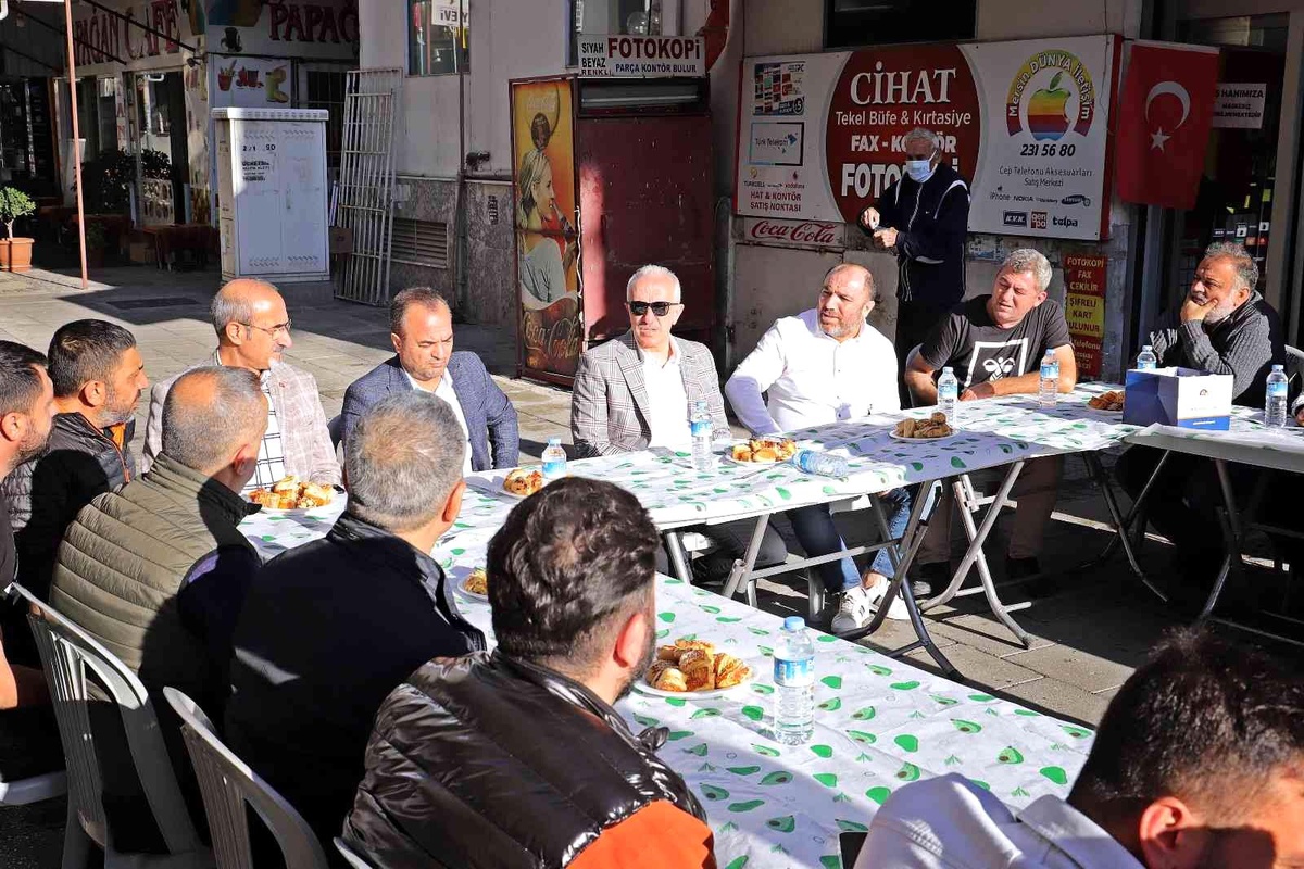 Gültak: "Esnafımız ekmeğini taştan çıkarıyor"