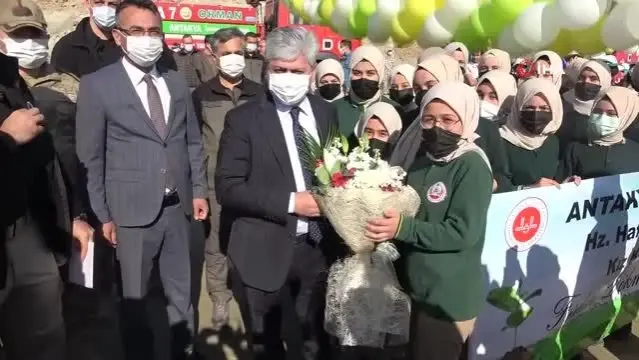 Hatay'da fidanlar toprakla buluşturuldu