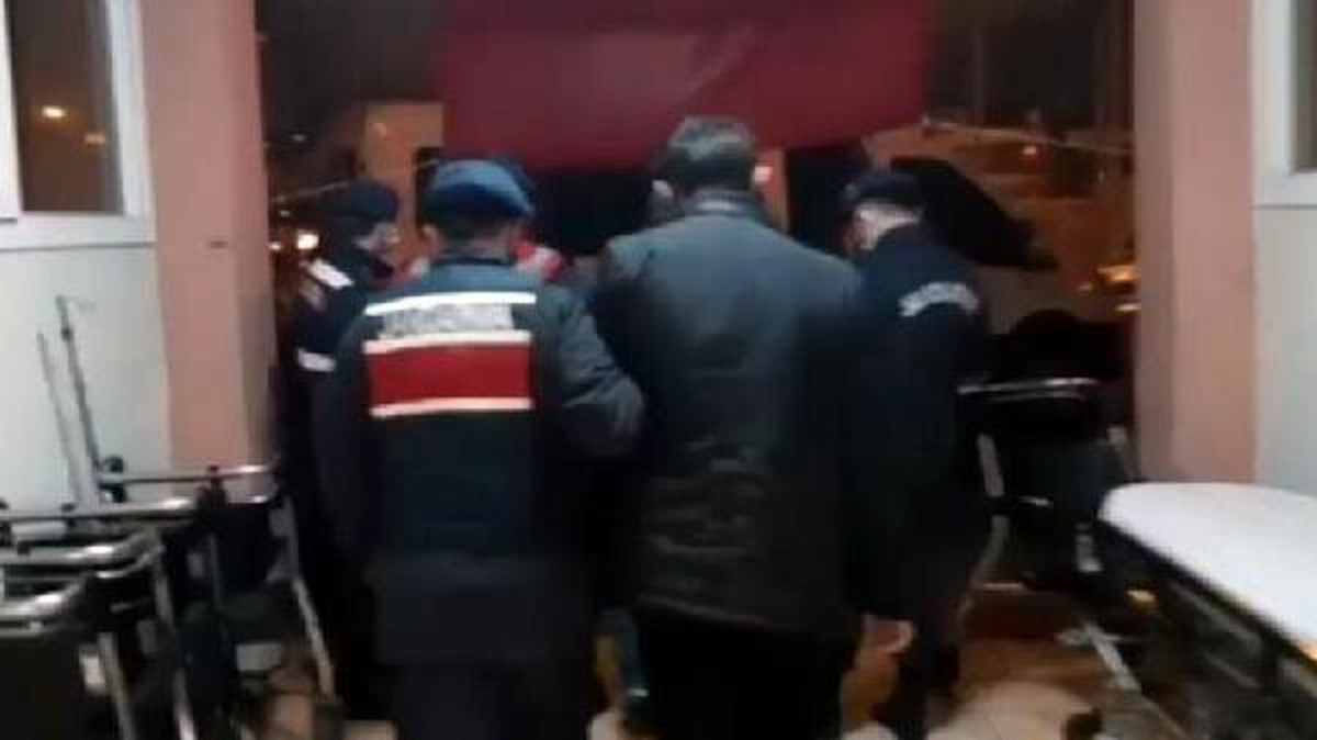 İzmir\'de PKK/YPG operasyonu: 2 gözaltı