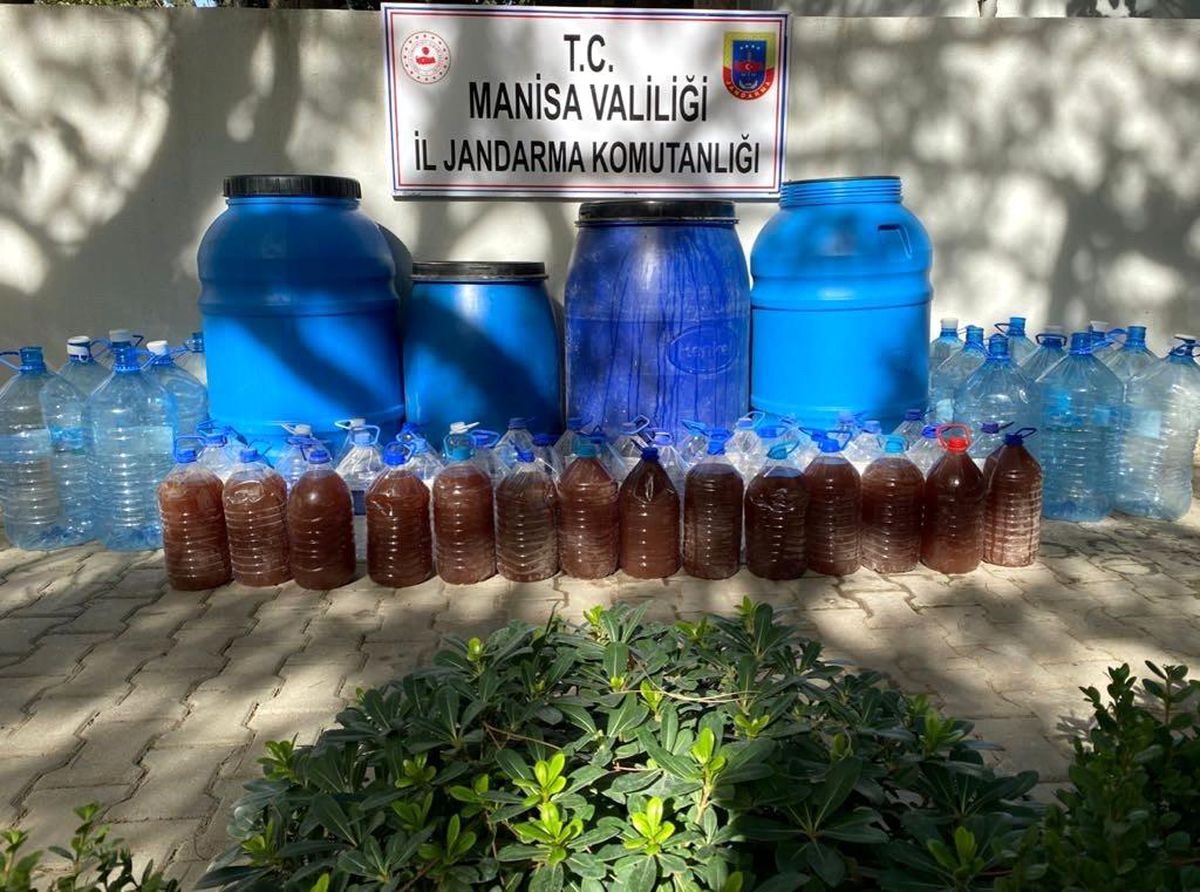 Manisa\'da kaçak şarap ele geçirildi