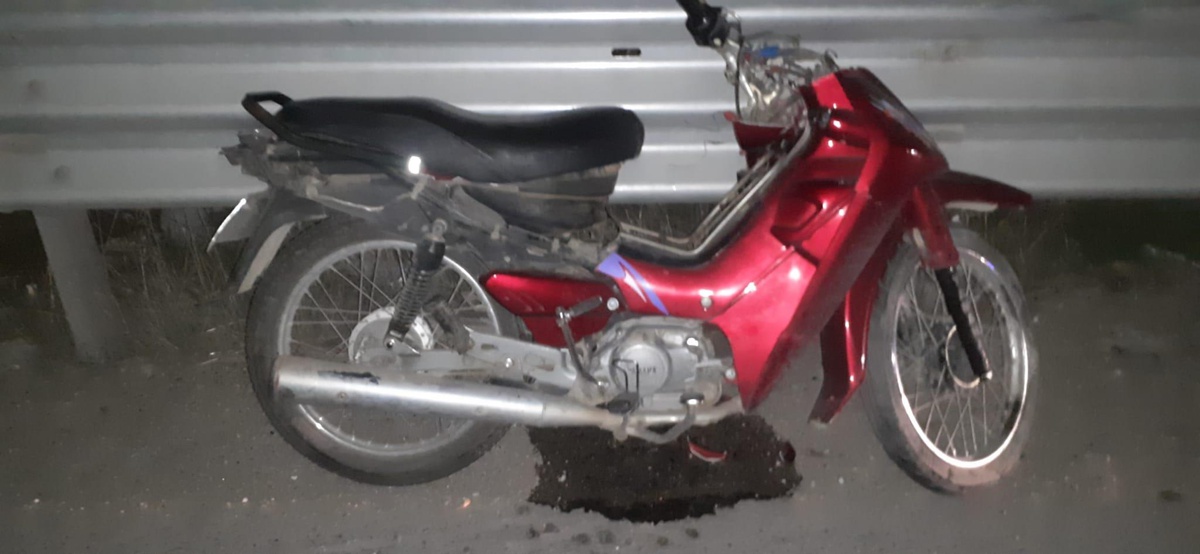 Manisa\'da kamyonla motosikletin çarpışması sonucu 2 kişi yaralandı
