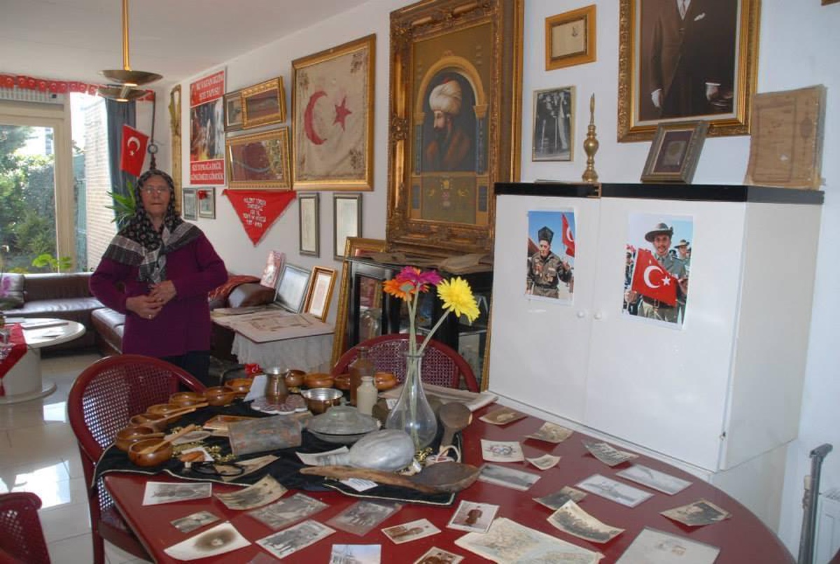 85 yaşındaki Zehra Türker\'in Atatürk sevdası bambaşka!