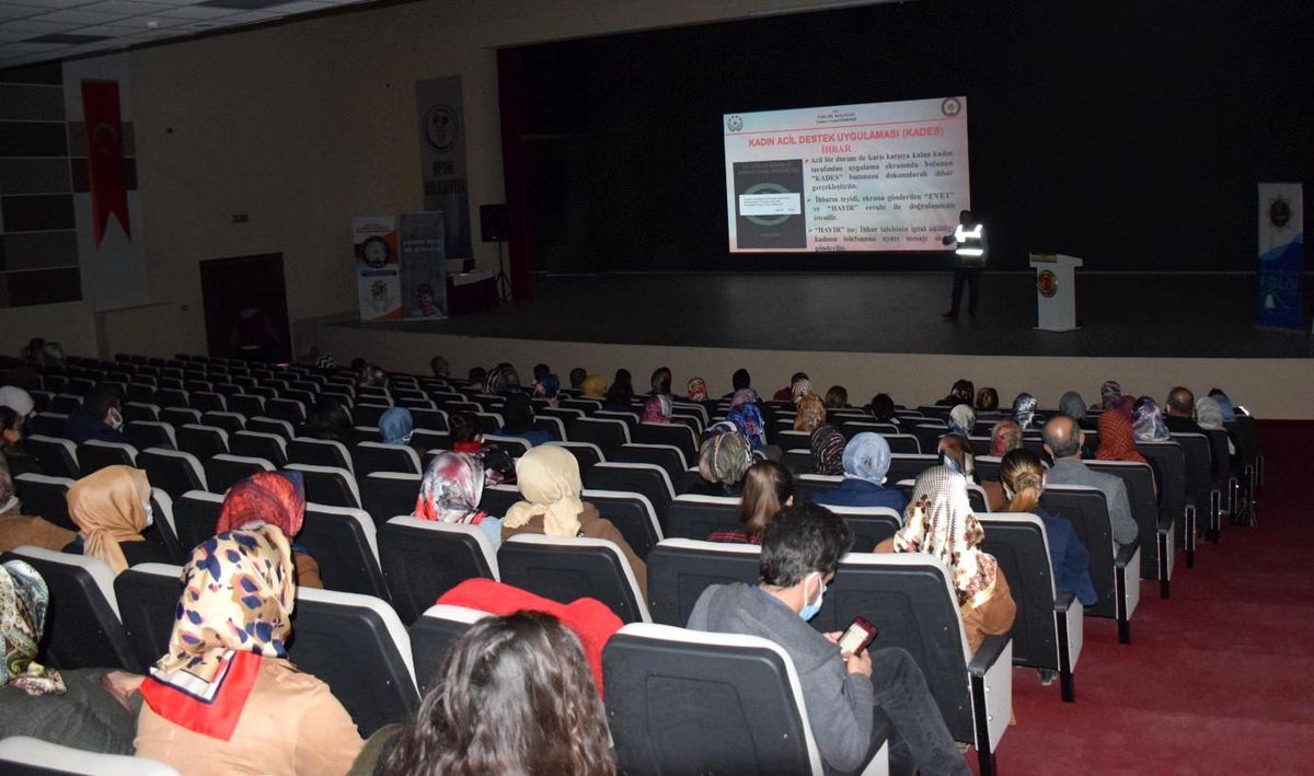 Besni\'de uyuşturucu ile mücadele semineri yapıldı