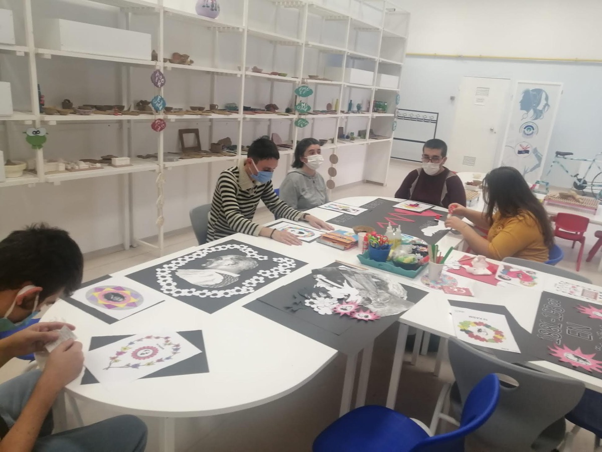 Engelsiz Kültür ve Sanat Merkezi Atatürk\'ü andı