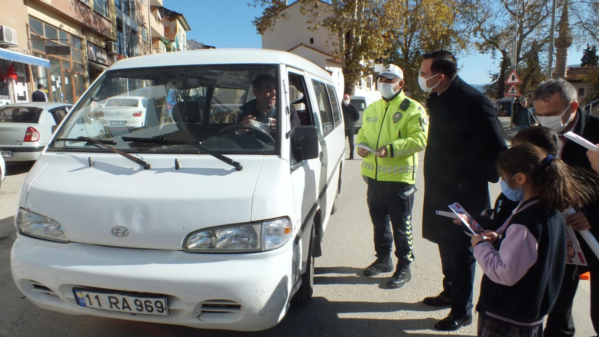 Yalova\'da emniyet kemeri uygulaması yapıldı