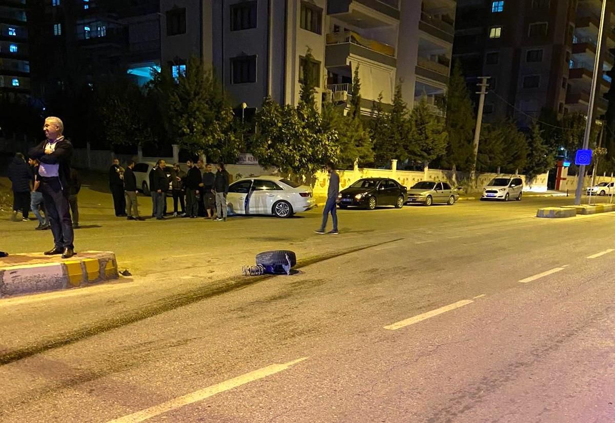 İki otomobil çarpıştı: 4 yaralı