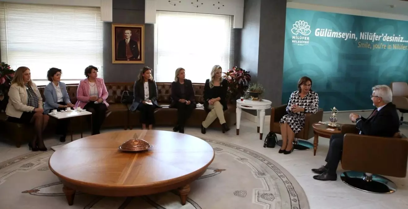 İmzalar kadın girişimcilere destek için atıldı