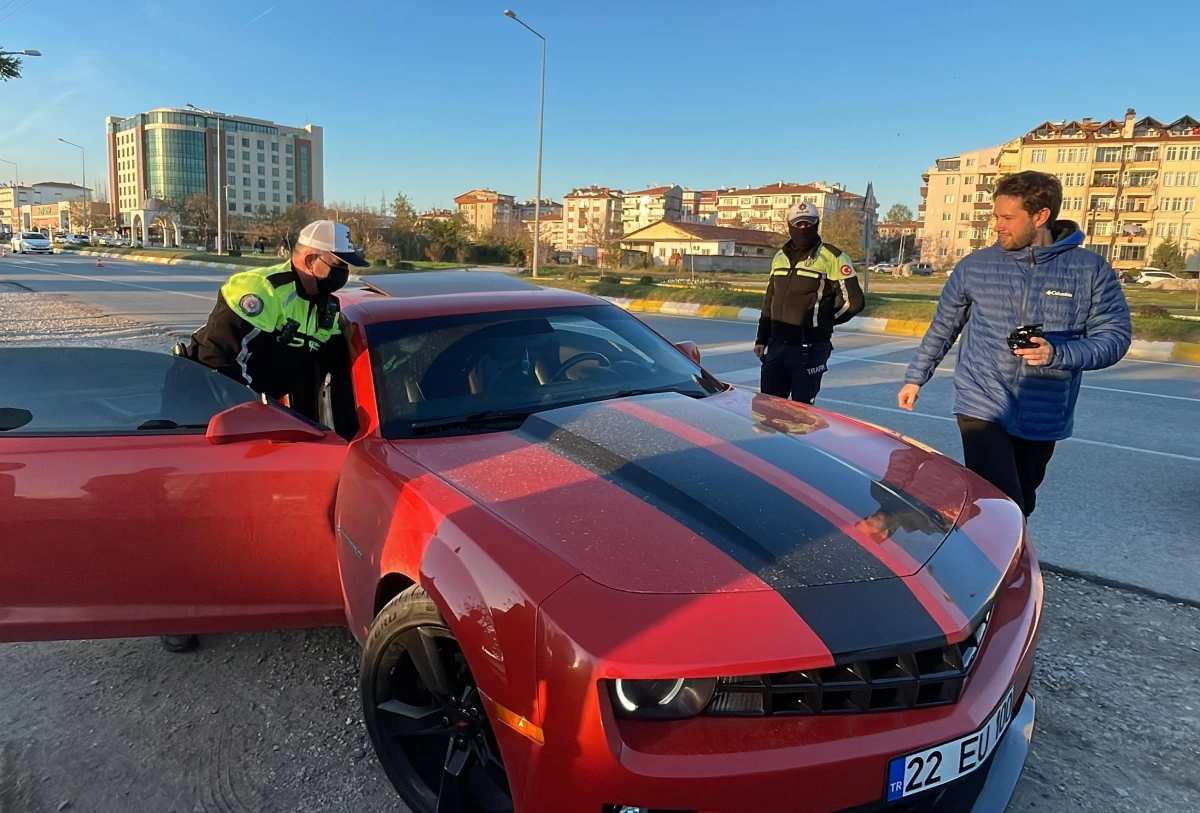 Ön camı filmli araç sürücülerini "güneş gözümü alıyor" bahanesi cezadan kurtaramadı