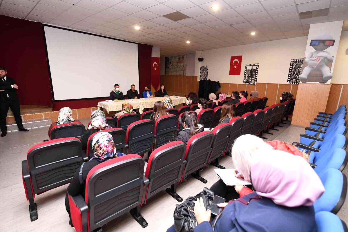 Pursaklar Belediyesi istihdamda öncü