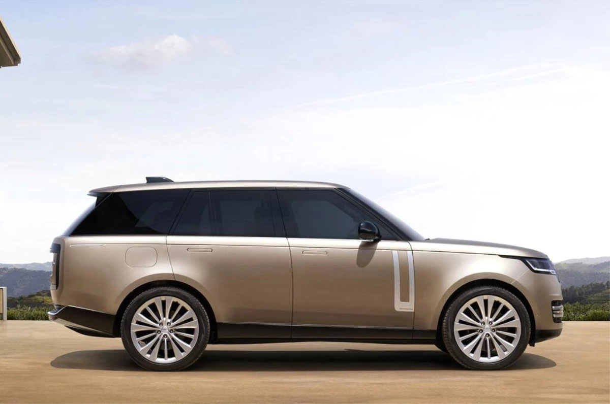 Range Rover kabuk değiştirdi