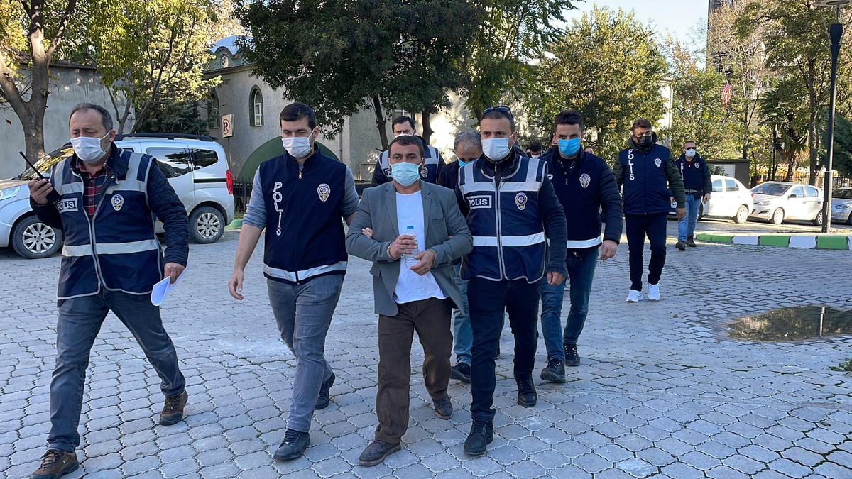Samsun merkezli "change" operasyonunda yakalanan 6 şüpheli adliyede