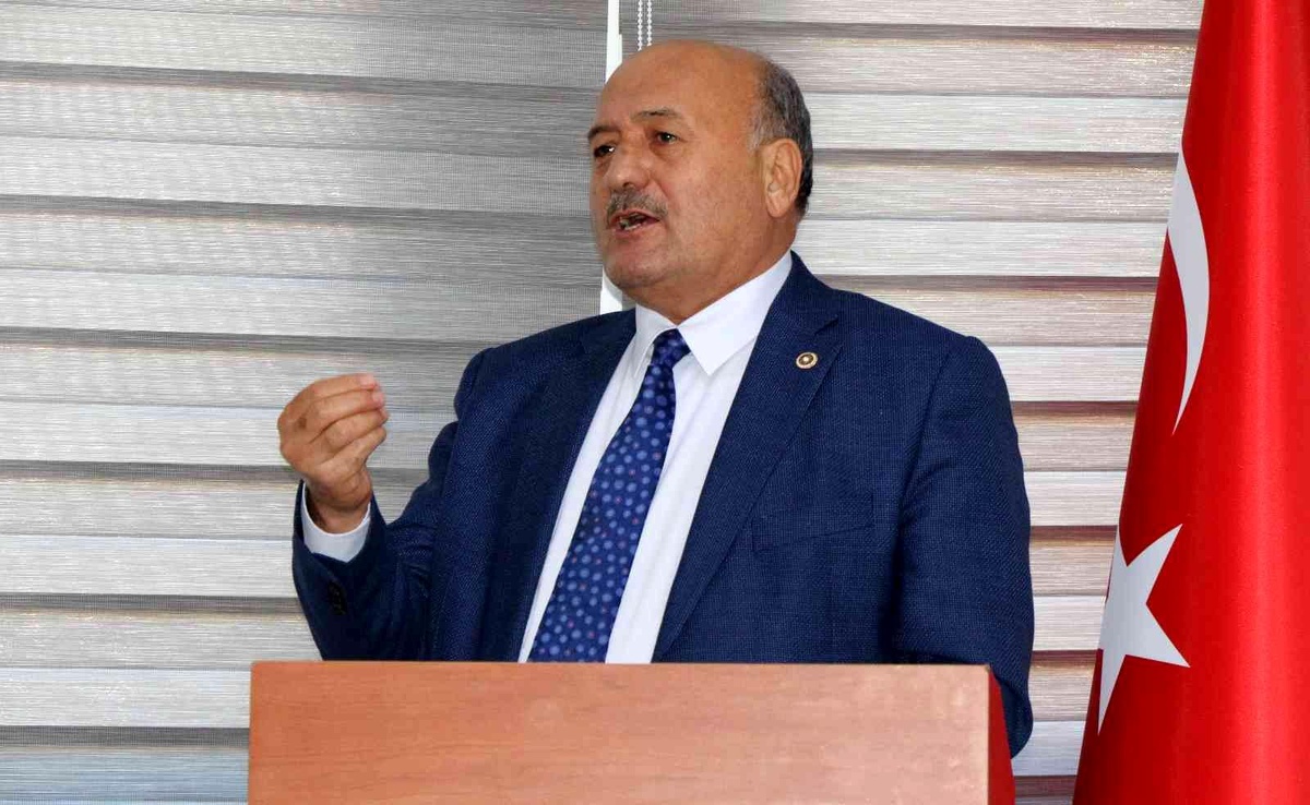 AK Parti Milletvekili Karaman: "Biz lider ülkeyiz. Siz bizi ekonomiyle, dolarla terbiye edemeyeceksiniz"